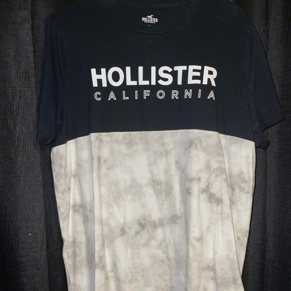 Hollister Tee